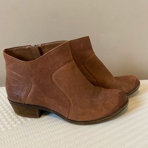 Lucky Brand booties